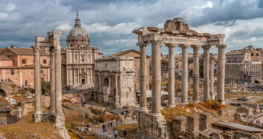 Colosseum, Vatican & Sistine Chapel Skip-the-Line tickets - Roman Forum and Palatine Hill: the daily-life part you’ll remember