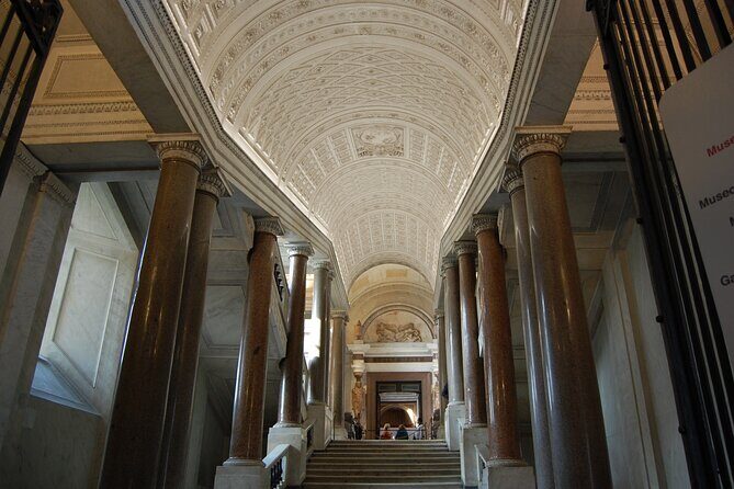 Combo: Colosseum, Vatican Museums and Sistine Chapel Guided Tour - Palatine Hill and Tiberius’s Palace Terrace Views