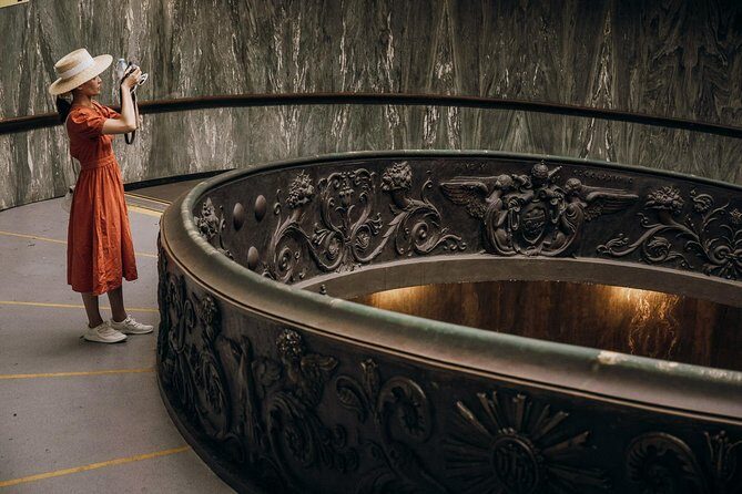 Early Vatican Museums Tour: The Best of the Sistine Chapel - Stop 3: Sistine Chapel, timed to protect your attention