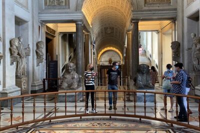 English Vatican Museums with Sistine Chapel Tour - Meeting Point and Security: How You Keep Time on Your Side