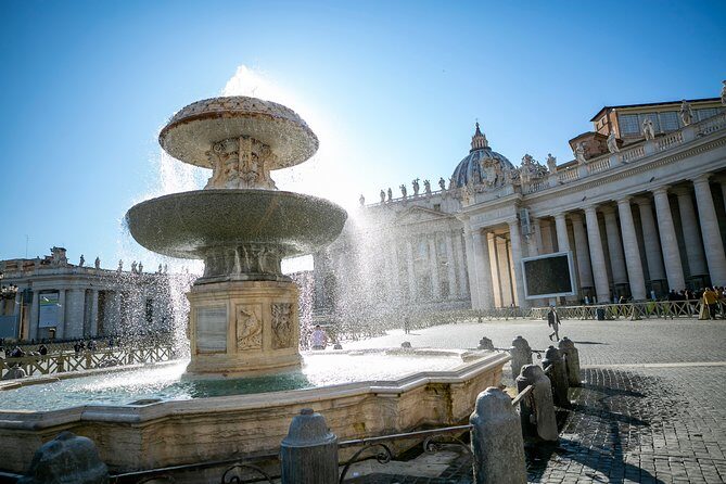 Family Friendly Private Vatican Tour and Sistine Chapel - Meet-your-guide energy: names you may see