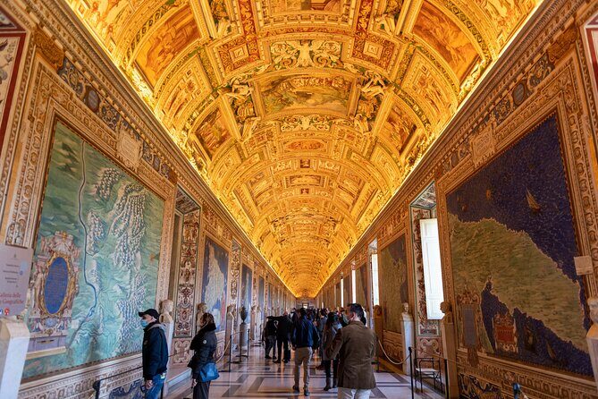 Fast track: Vatican Museums, Sistine Chapel Guided and St. Peter's Basilica Tour - Pace and Group Size: The Good News About “Up Next”