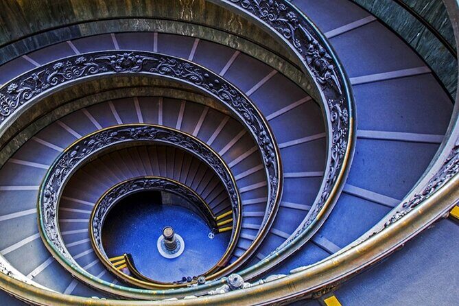Guided tour of the Vatican Museums - VIP service - Human-Scale VIP: How Pietro’s Style Improves the Morning