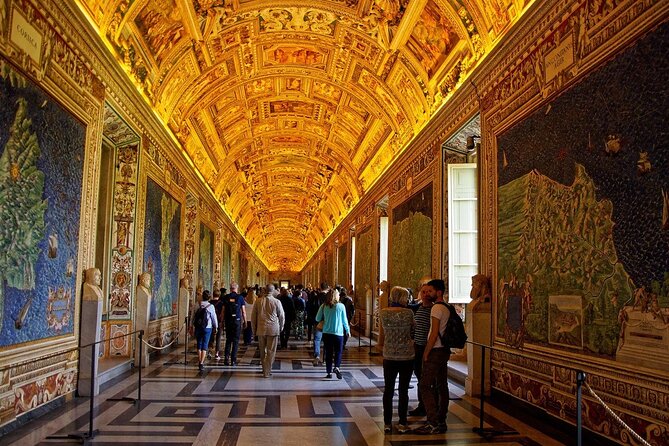 Guided Visit of the Vatican Museums & Sistine Chapel - What to Wear and Bring (So You Don’t Get Turned Away)