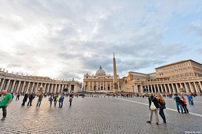 Private Tour of the Vatican Museums and Sistine Chapel - Why a private Vatican Museums tour makes sense in two hours