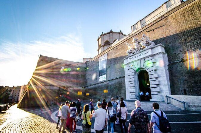 Private Vatican Museums and St. Peter's Basilica Early Bird Tour - Sistine Chapel in a tight window: what you can do with 30 minutes
