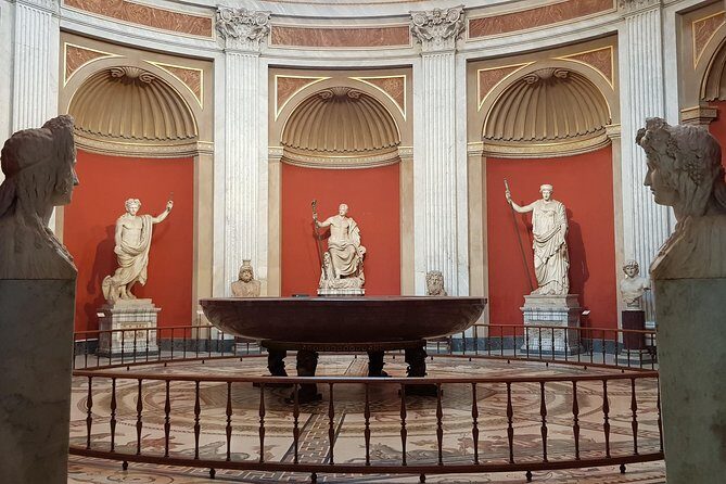 Private Vatican Museums and St. Peter's Basilica Early Bird Tour - St. Peter’s Basilica fast-track: Pietà, Bernini’s Baldacchino, and the crypt question