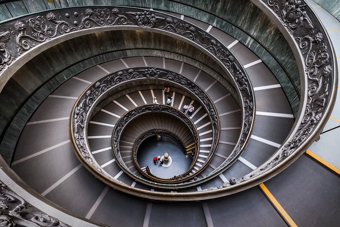 Private Vatican museums & Sistine Chapel with tour guide - Vatican Museums route: Grand Entrance to Upper Galleries