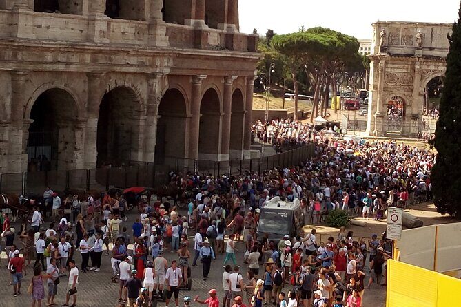 Private Walking Tour Vatican Museums or Colosseum - The Guide Experience: Context You Get Before You Enter