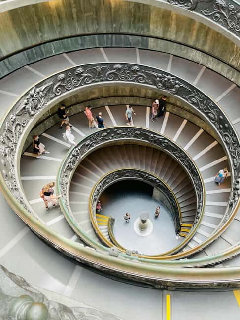 Rome: Fast-Track Ticket to Vatican Museum & Sistine Chapel - Rules and dress code: the stuff that can stop you at security