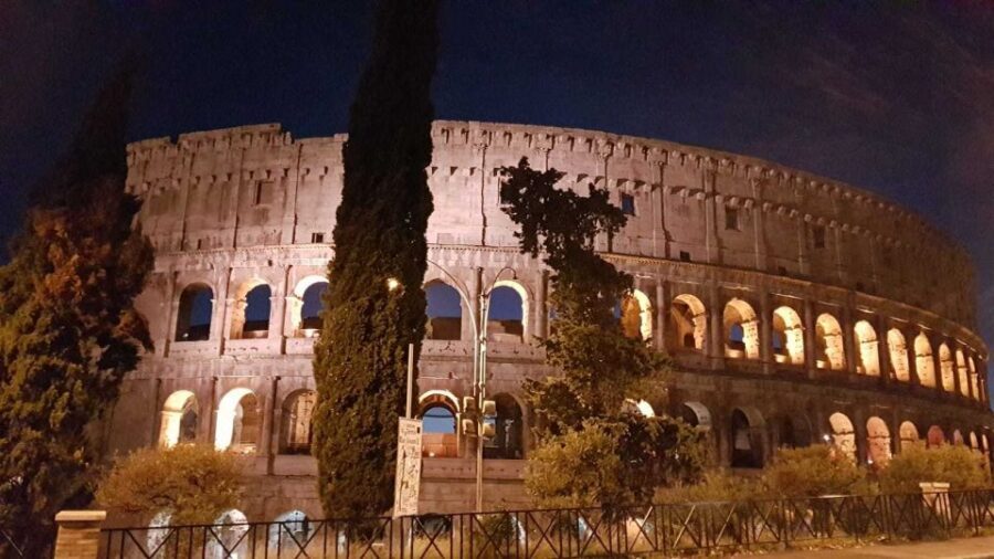 Rome: Full Day Tour Colosseum and Vatican Museums with lunch - Lunch at the Local Restaurant: Wine Tasting and Roman Cuisine