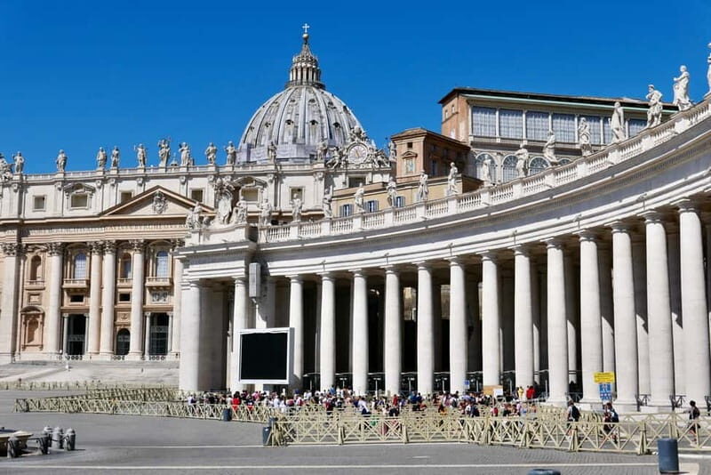 Rome: Guided Tour of St. Peter's Basilica, Grottoes & Square - St. Peter’s Square: the Bernini optical tricks you can’t unsee