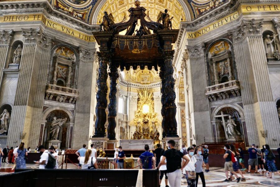 Rome: Guided Tour of St. Peter's Basilica, Grottoes & Square - Price and value: why $22 can work (if you respect the rules)