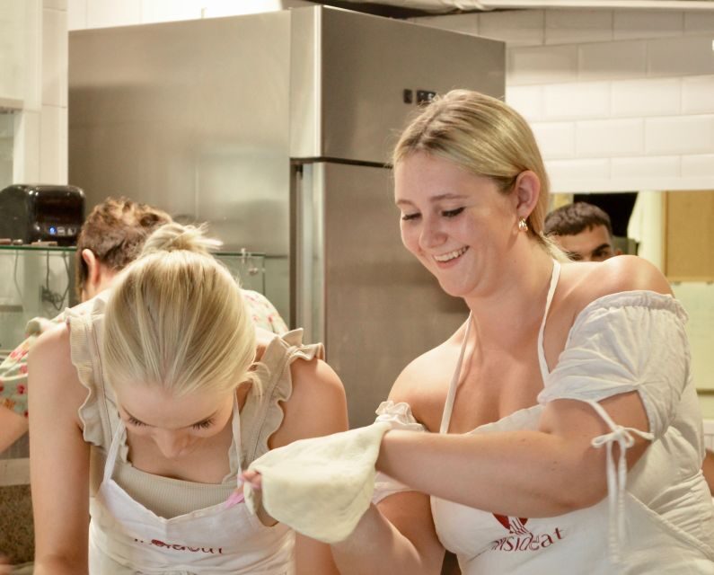 Rome: Hands-On Pizza Making Class near the Vatican with Wine - Is it worth $60.35? The value case that makes sense