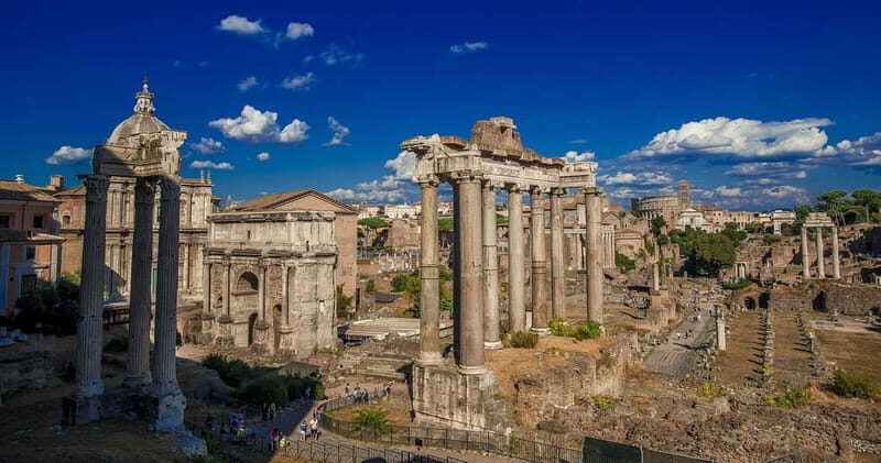 Rome: Highlights Vatican & Colosseum in 1 Day - Sistine Chapel guidance: Michelangelo you can actually read