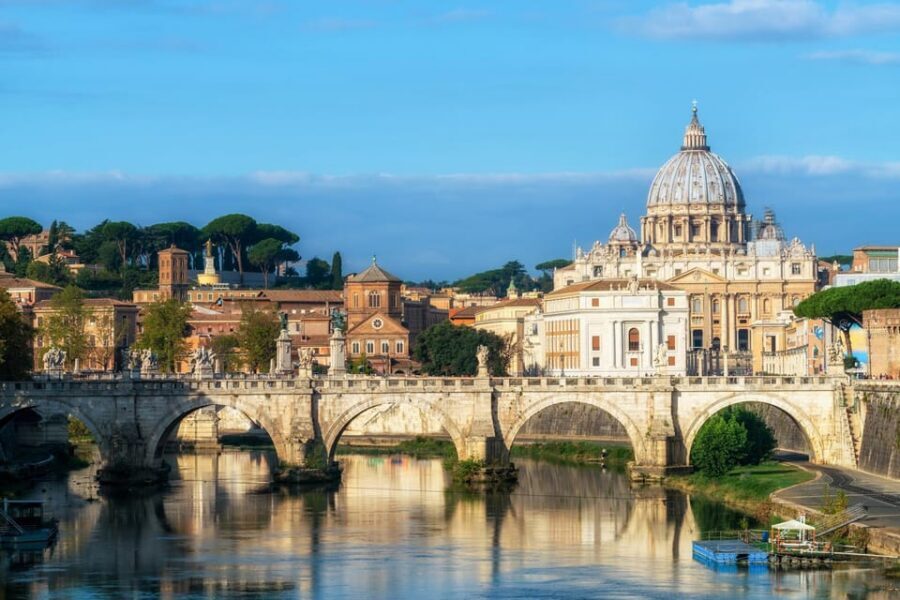 Rome in a Day: Vatican & Colosseum Combined Guided Tour - The 100-minute free time: where you can win (or waste) your day