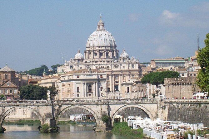 Rome in a Day: Vatican & Colosseum Tour from Civitavecchia Port - Piazza Venezia and the Roman Forum: iconic monuments without the museum fatigue