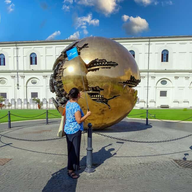 Rome: Skip the line Vatican Museums & Sistine Chapel Tour - Gallery of Maps and Gallery of Tapestries: Renaissance thinking in big, visual form