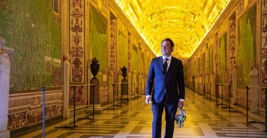 Rome: Turning the Lights on at the Vatican Museums - Sistine Chapel Early-Time: Ceiling Awe Without the Crowd Noise