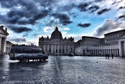 Rome: Vatican Museums and Sistine Chapel Private Tour - Skip-the-Line Tickets: Faster Entry, Real Time Saved