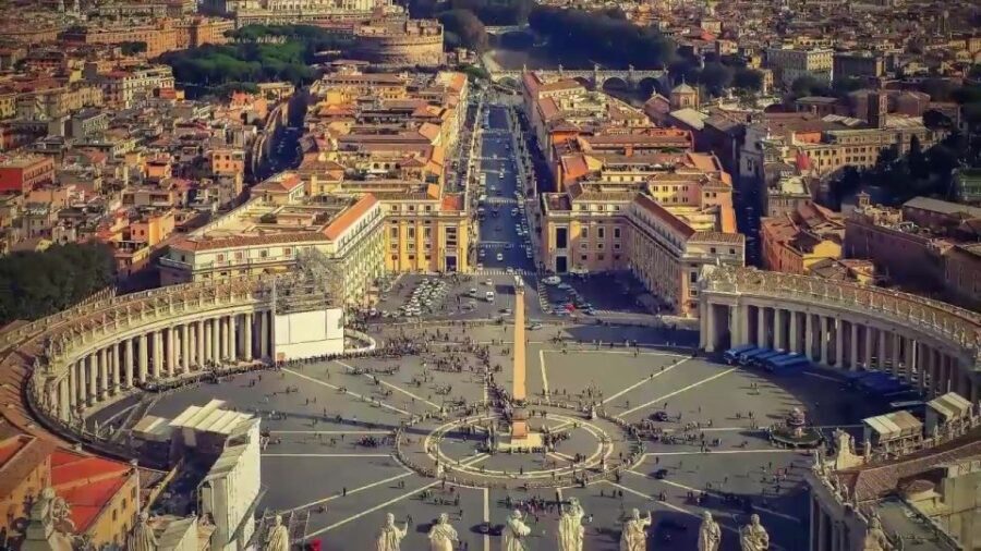 Rome: Vatican Museums and Sistine Chapel Tour with Ticket - Security and crowds: the reality you should plan for