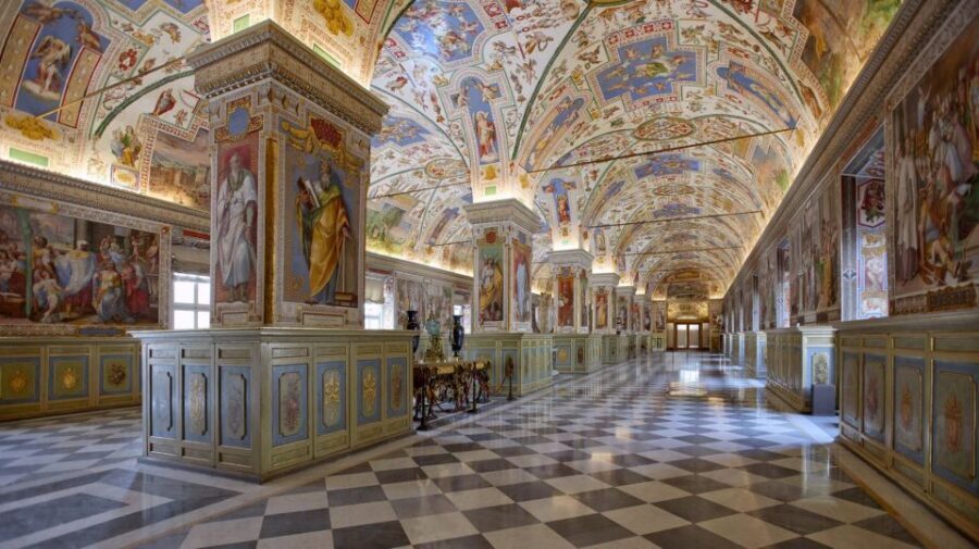 Rome: Vatican Museums, Colosseum, and Roman Forum Tour - Security, dress code, and bag limits: the stuff that can make or break your day