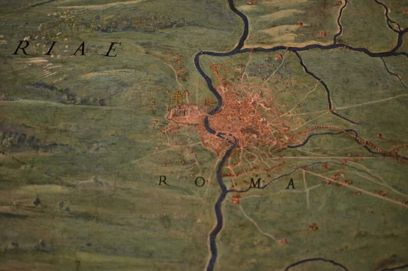 Rome: Vatican Museums, Sistine Chapel + Basilica Option - Gallery of Maps and tapestries: the rooms that change the pace