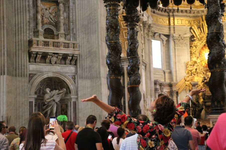 Rome: Vatican Museums & St. Peter's Basilica with Dome Climb - Basilica hour: Pietà, Baldacchino, and the altar over St. Peter’s tomb