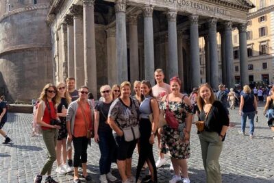 Rome: Vatican Night Tour - Spanish Steps and Via dei Condotti: your quick first taste of classic Rome