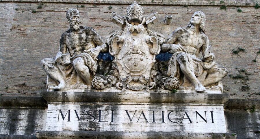Rome: Vatican, Sistine Chapel, St. Peter Early Morning Tour - Raphael Rooms: the quick stop that can become a highlight