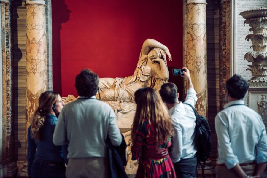 Rome: Vatican & Sistine Chapel Tour + Optional Colosseum - Sistine Chapel: how to make sense of Michelangelo’s ceiling