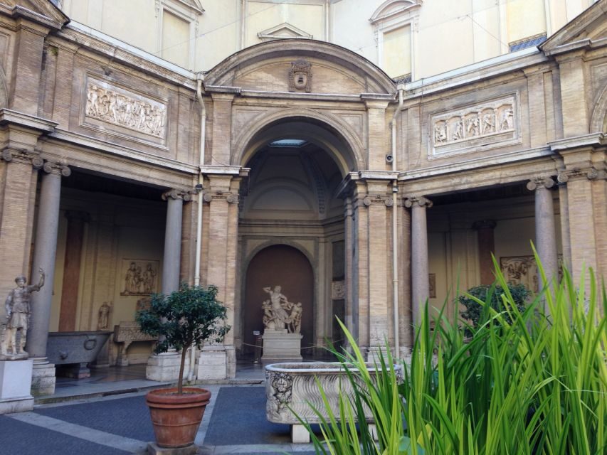 Rome: Vatican, Sistine & St. Peter's Fast Track Private Tour - Who should book this Vatican fast-track private tour
