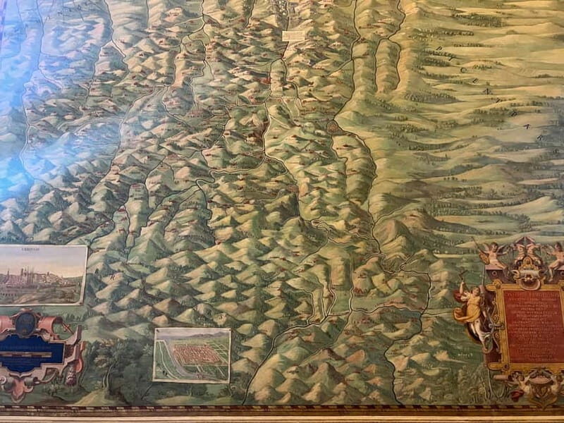 Skip-The-Line Vatican Museum, Galleries & Sistine Chapel - Raphael’s Rooms: When the Art Feels Like a Story