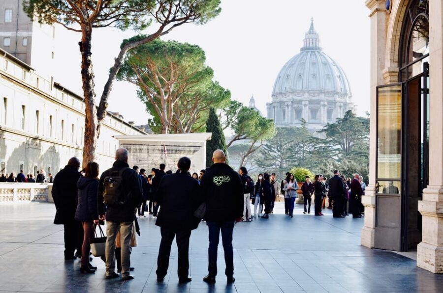 Skip the Line Vatican Tickets with Escorted Entrance - Sistine Chapel Time: Getting There Without Panic