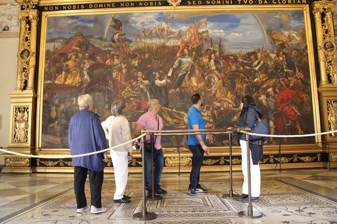 Spanish Small Group Tour of the Vatican Museums, Sistine Chapel & St. Peter's - Vatican Museums: seeing the “big storyline” in one guided run