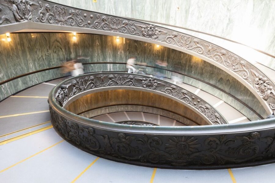 Vatican City: Papal Audience, Sistine Chapel, & Vatican Tour - What you’ll see: Raphael, Leonardo, Botticelli, Michelangelo