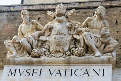 Vatican : Guided Tour Vatican Museums and Sistine Chapel - Meeting point and getting inside without the headache