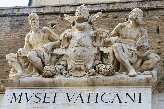 Vatican : Guided Tour Vatican Museums and Sistine Chapel - Meeting point and getting inside without the headache