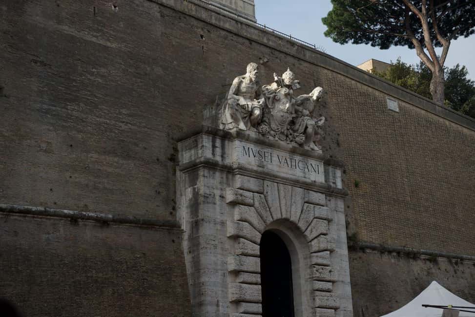 Vatican Museums and Sistine Chapel Tour with Basilica Access - Small groups and Vatican-certified guides you can actually hear