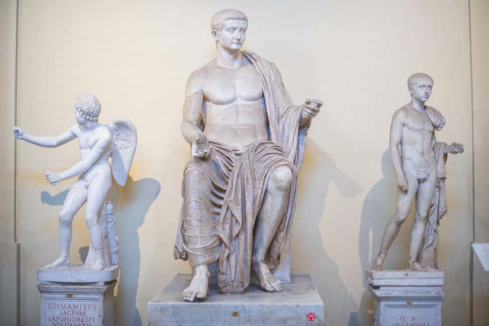 Vatican Museums and Sistine Chapel Tour with Basilica Access - Practical rules that affect your comfort (and your photos)