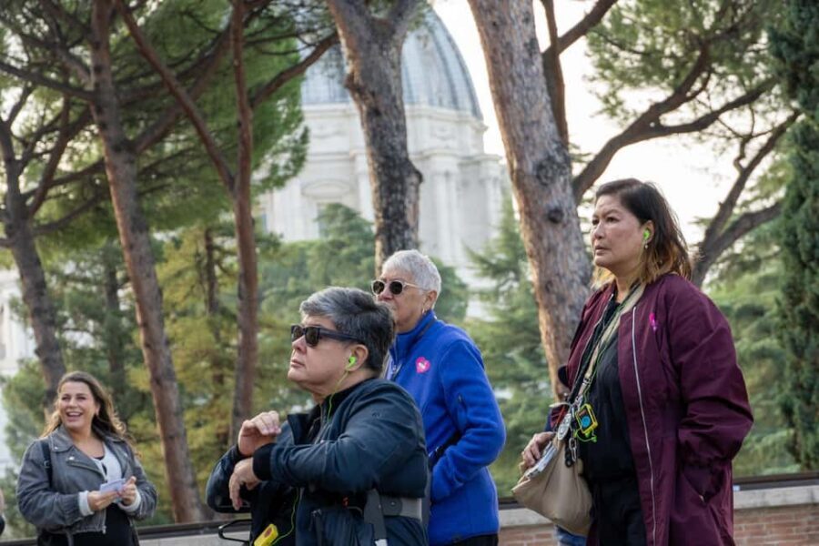 Vatican Museums & Sistine Chapel Skip-the-Ticket-Line Tour - Cortile del Belvedere: the “you’re really here” moment