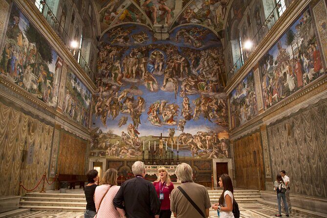 Vatican Museums, Sistine Chapel & St Peter’s Basilica Guided Tour - Cortile della Pigna and Sphere within a Sphere: short stops that land