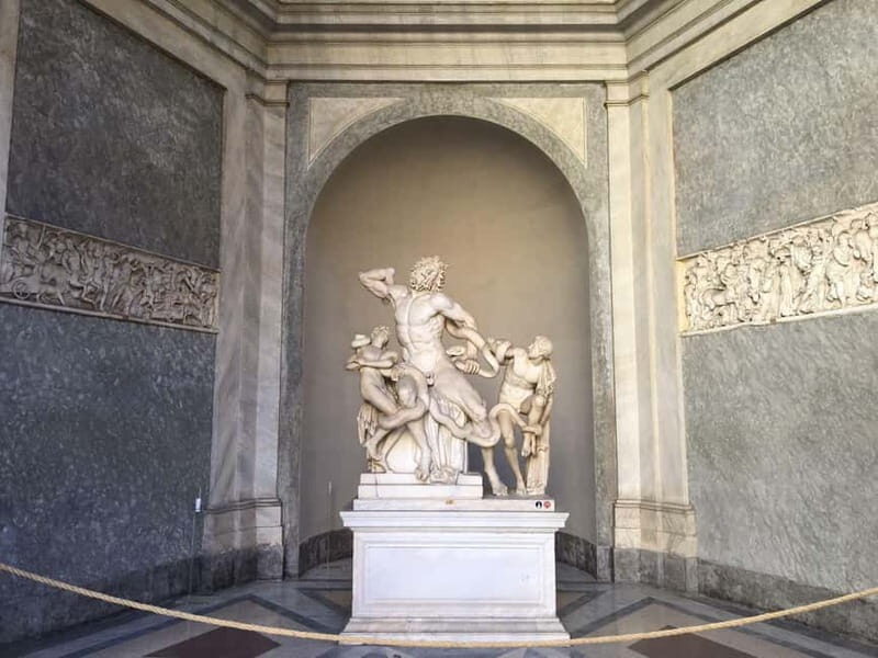Vatican Museums, Sistine Chapel & St. Peter's Square Tour - Key things to notice before you go