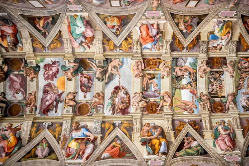 Vatican Museums, Sistine Chapel & St. Peter's Square Tour - Sistine Chapel: seeing Michelangelo with a time limit