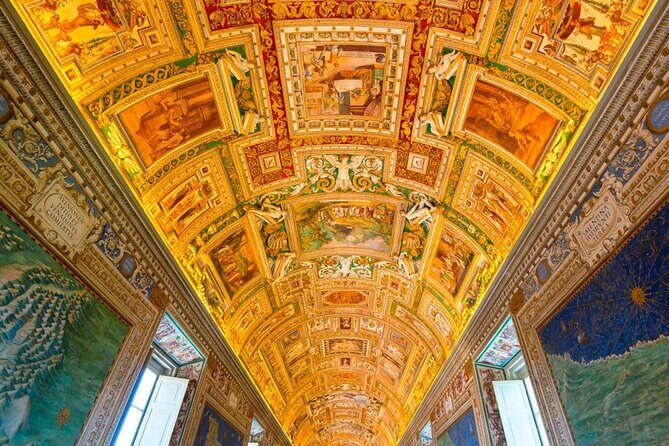 Vatican Museums Sistine Chapel tour with Access to St. Peters - Sistine Chapel: 30 minutes that decide whether you feel satisfied