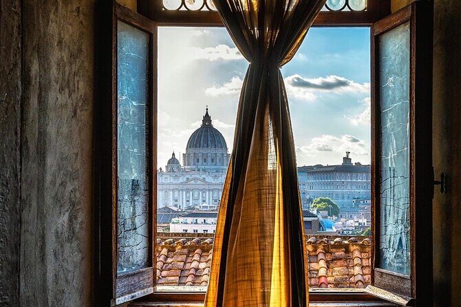 Vatican, Sistine Chapel Guided Tour & Access to St Peter Basilica - Price and value: what you’re really paying for