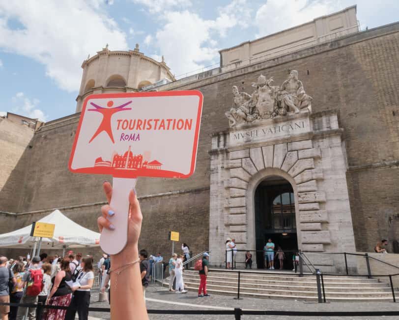 Vatican: Vatican Museums Sistine Chapel Skip-the-Line Ticket - Vatican Museums self-guided route: rooms that feel like must-stops