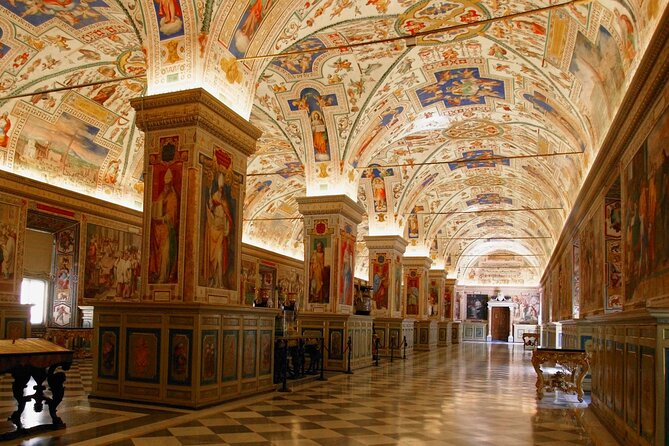 Vip Vatican Early Entry with special access to the Sistine Chapel - Sistine Chapel stop: see it with less pressure and follow the rules
